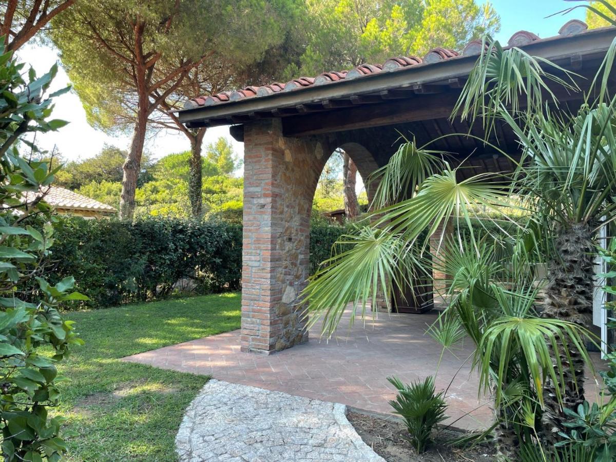 Villaggio I Sorbizzi Marina Di Bibbona Exterior photo