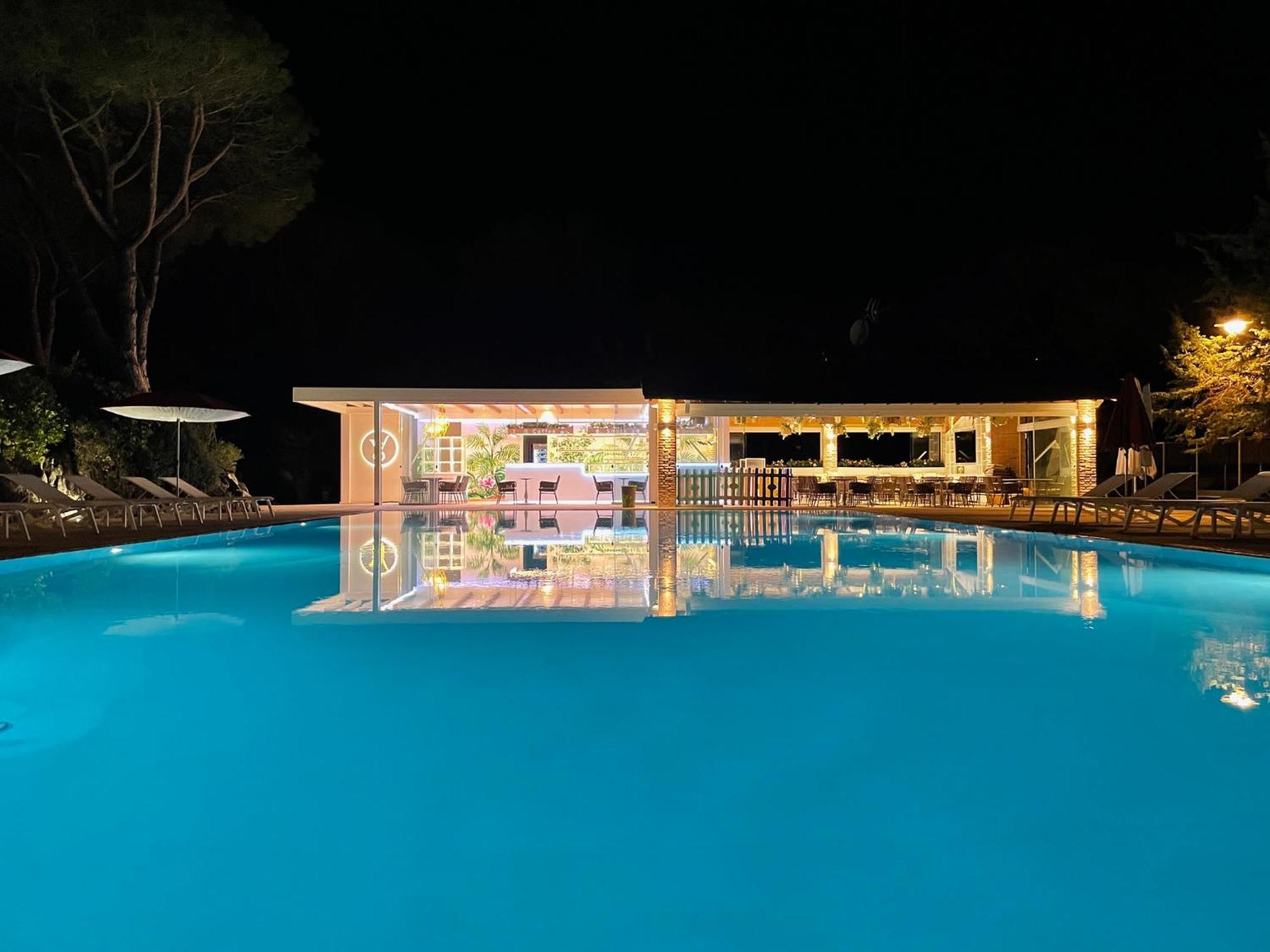Villaggio I Sorbizzi Marina Di Bibbona Exterior photo